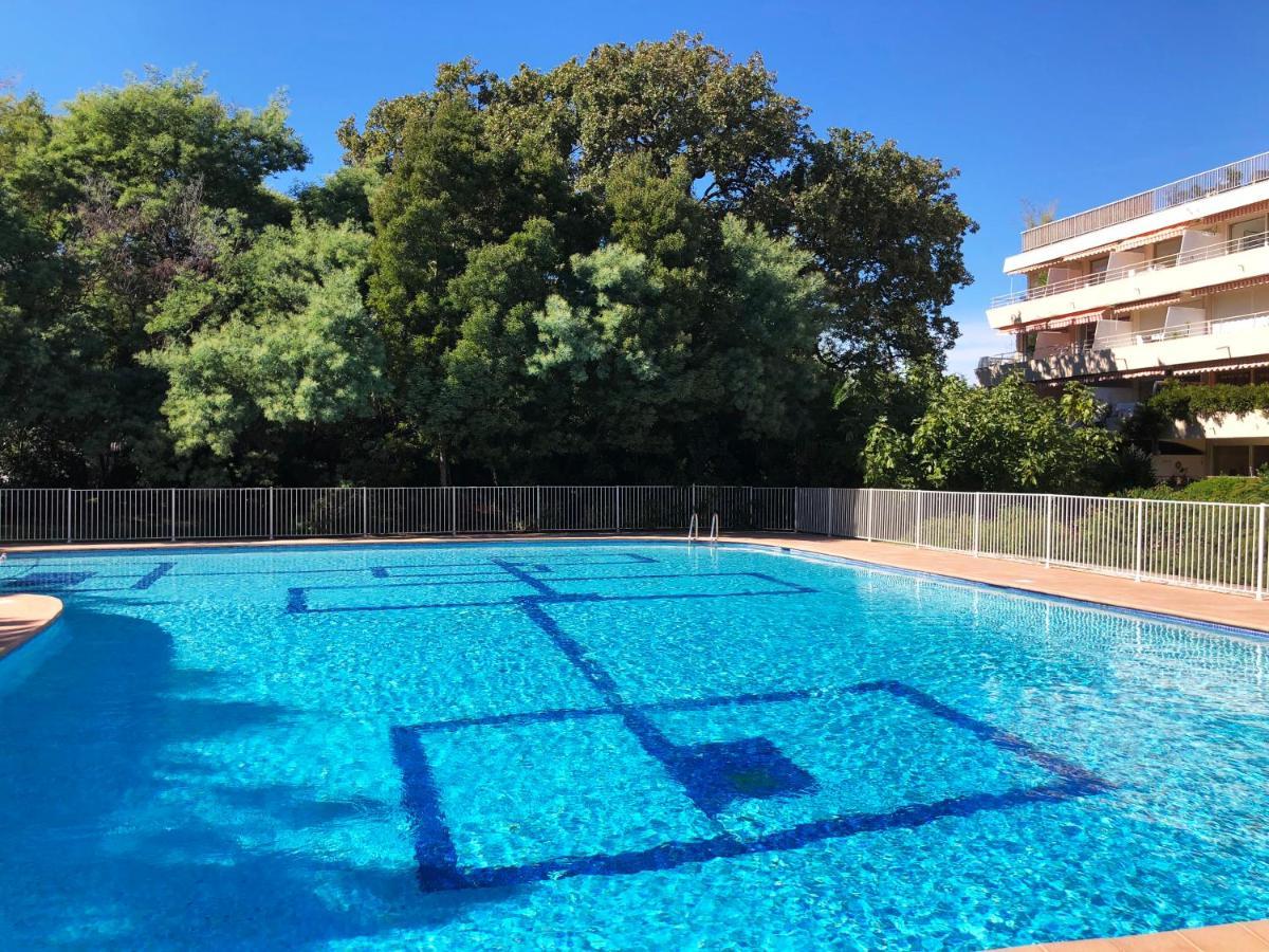Appartement Un Nid A Saint Tropez Extérieur photo