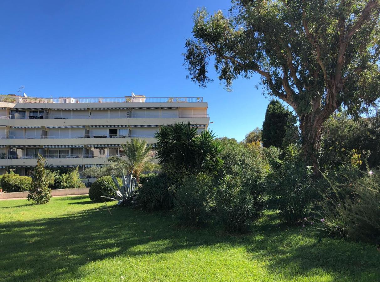 Appartement Un Nid A Saint Tropez Extérieur photo