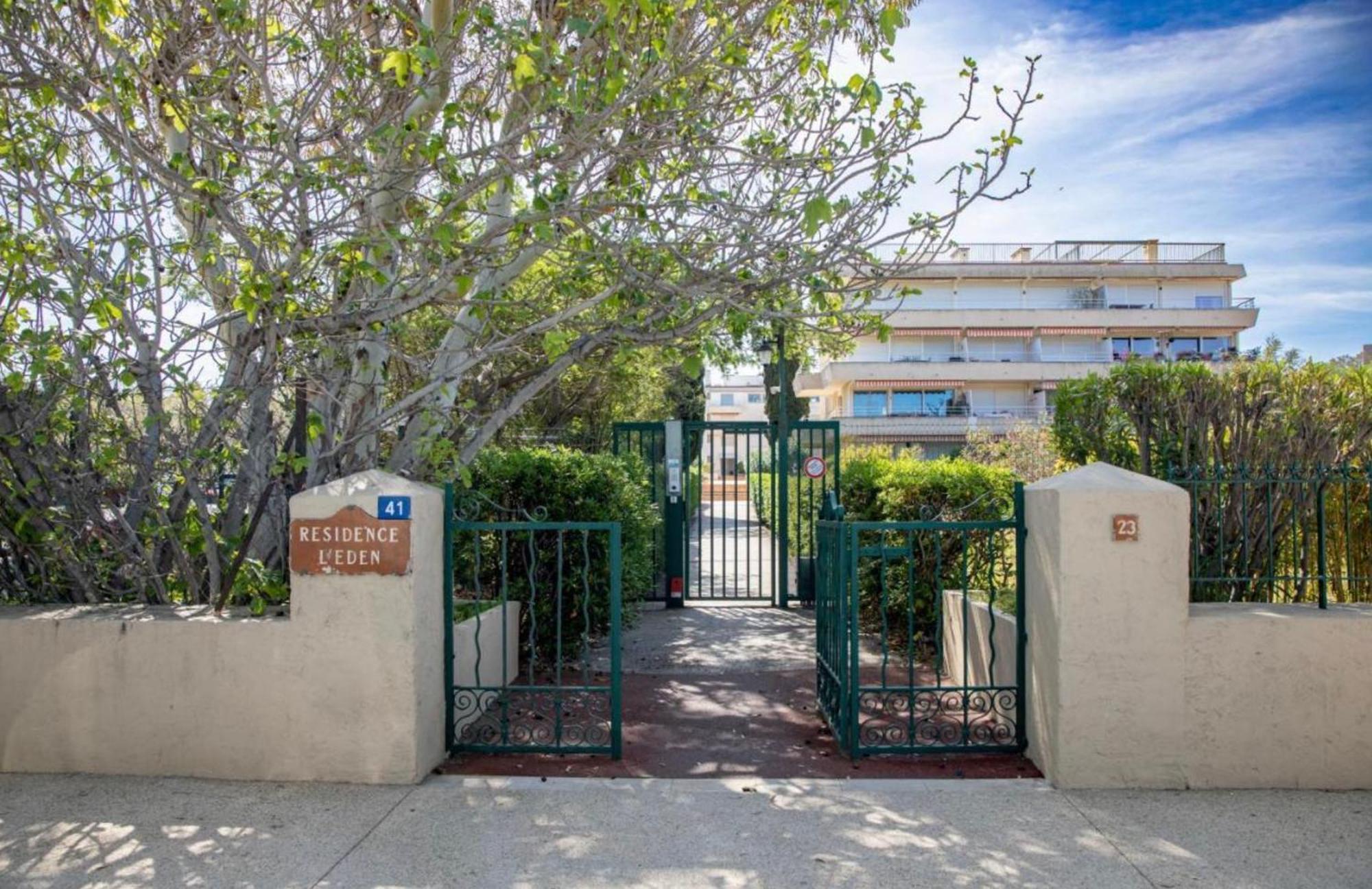 Appartement Un Nid A Saint Tropez Extérieur photo